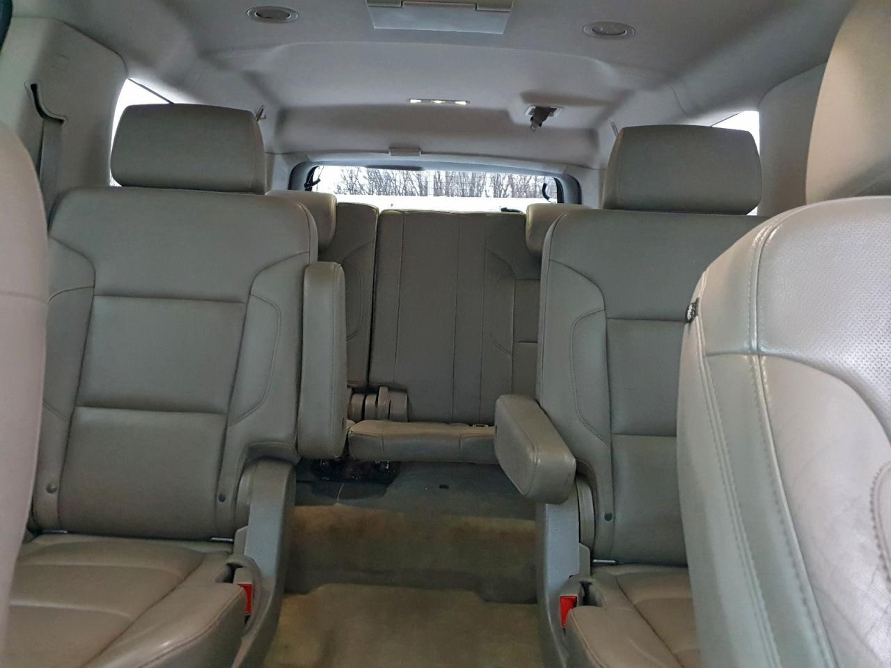 2015 CHEVROLET Suburban