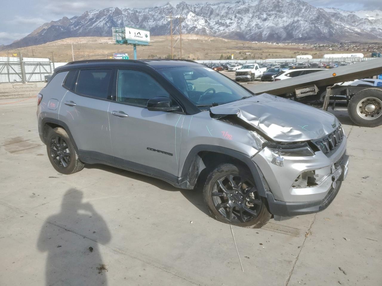 2022 JEEP Compass