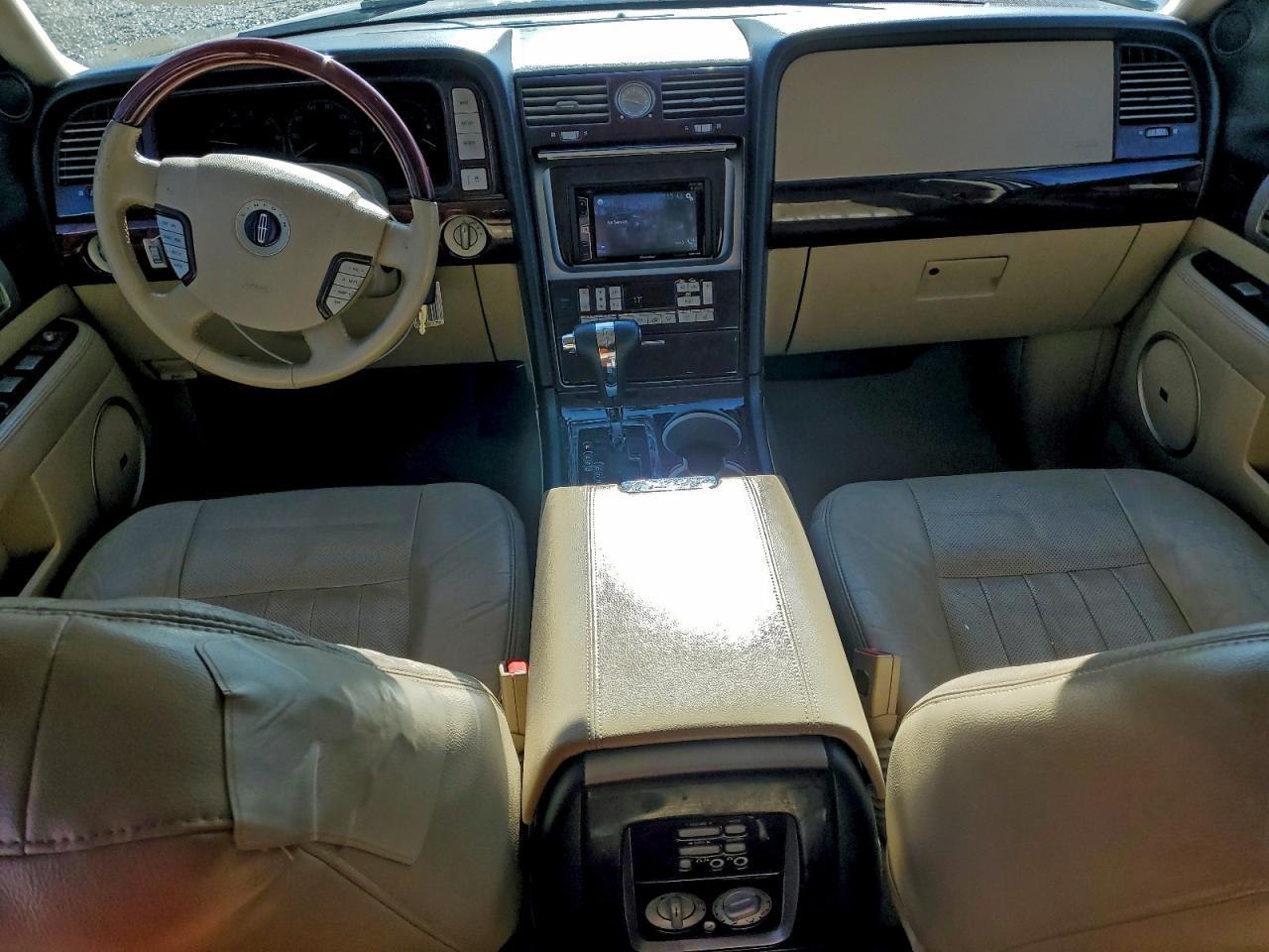 2005 LINCOLN Navigator