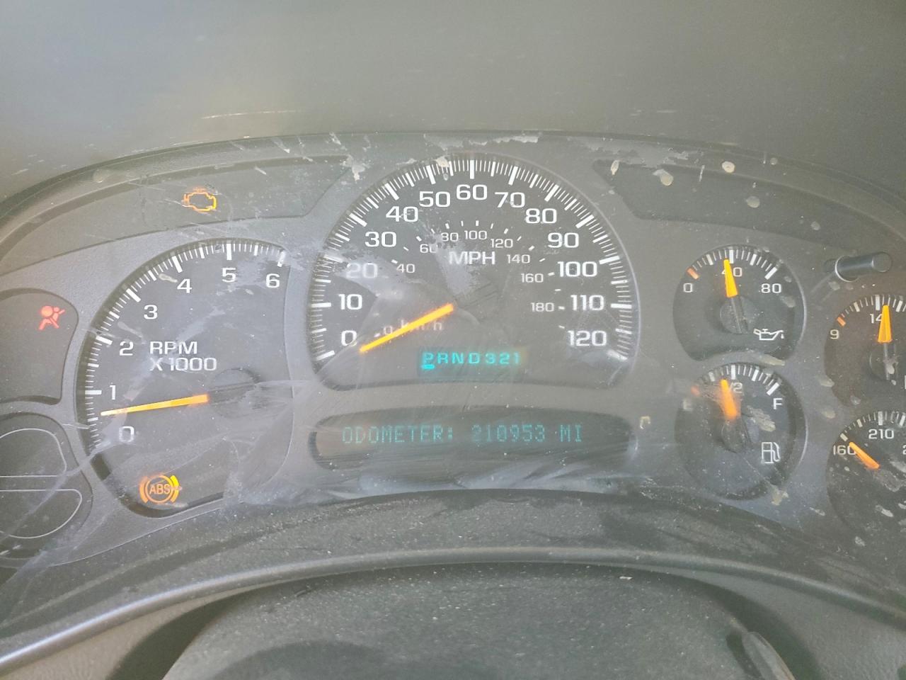 2004 CHEVROLET Suburban
