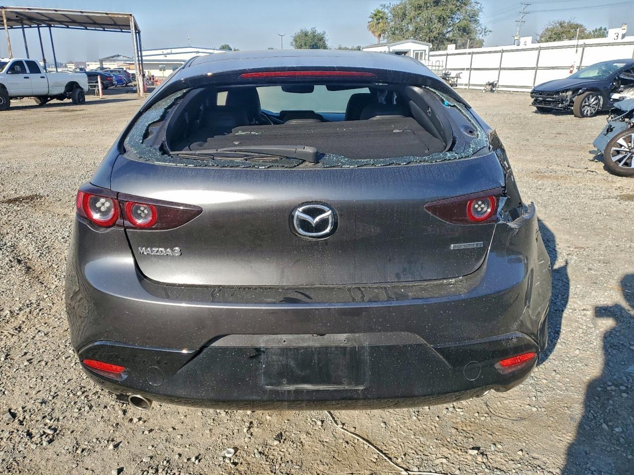 2020 MAZDA 3
