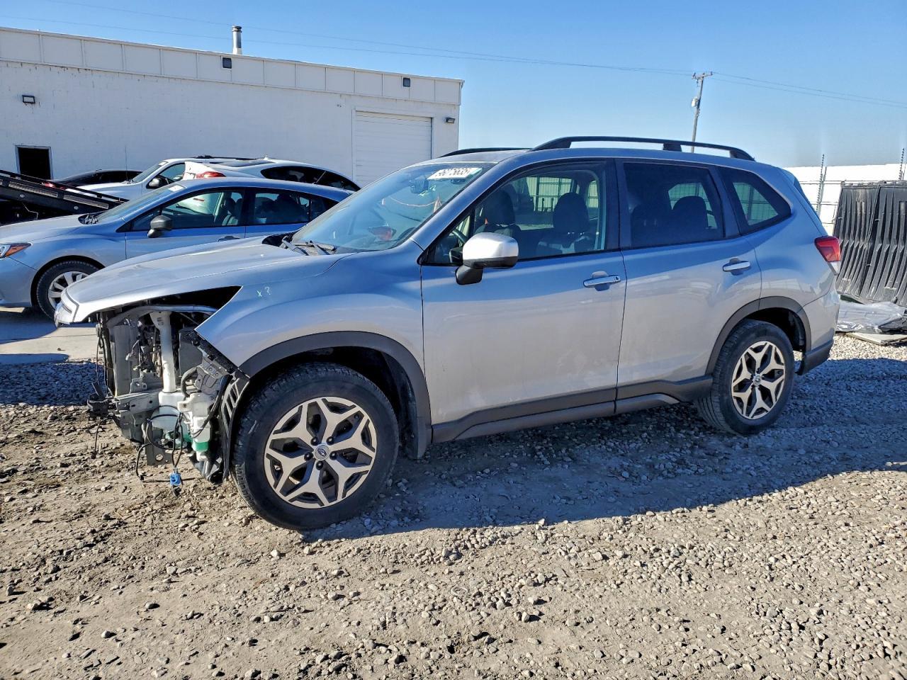 2021 SUBARU FORESTER