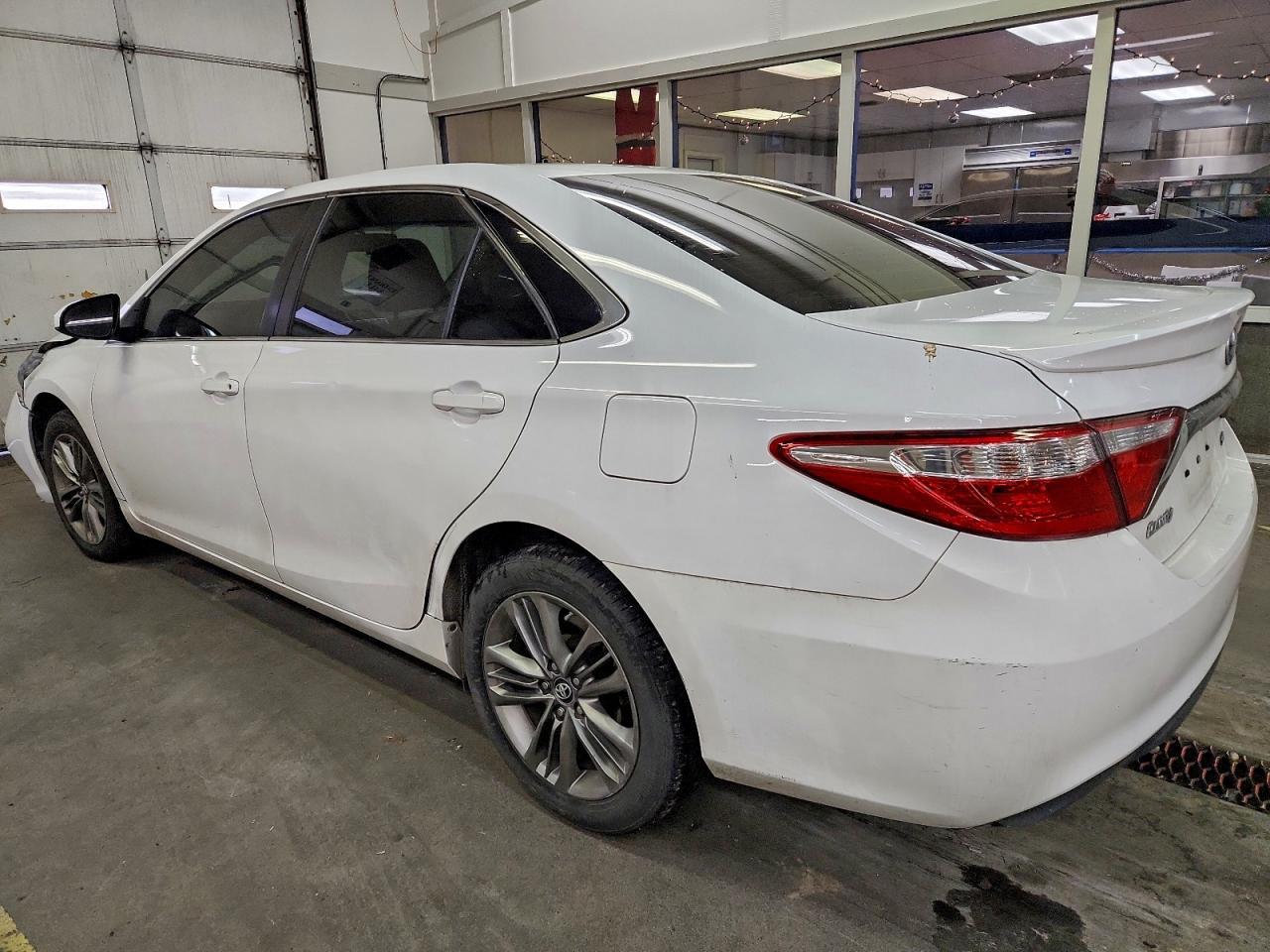 2017 TOYOTA CAMRY