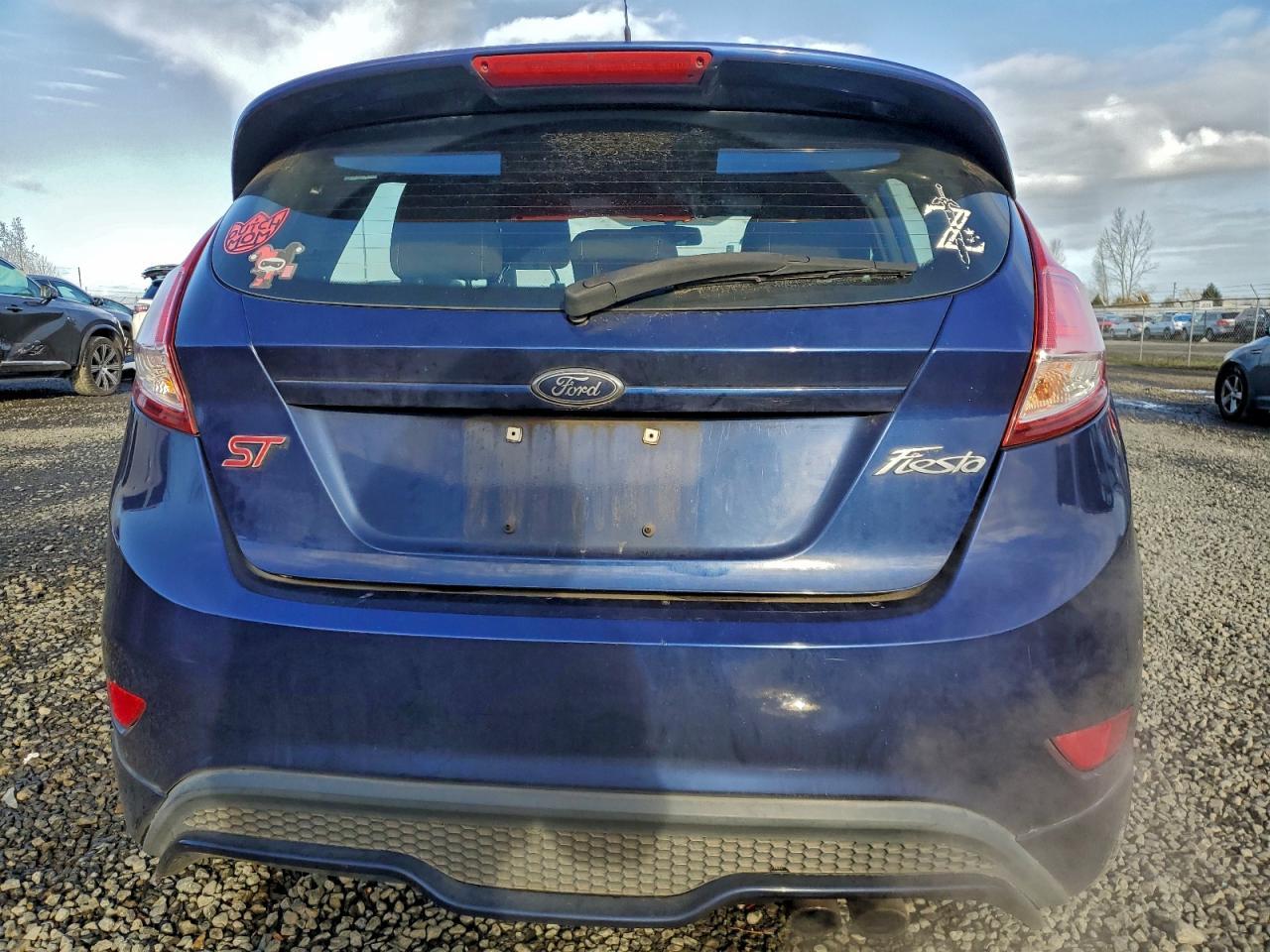 2016 FORD Fiesta