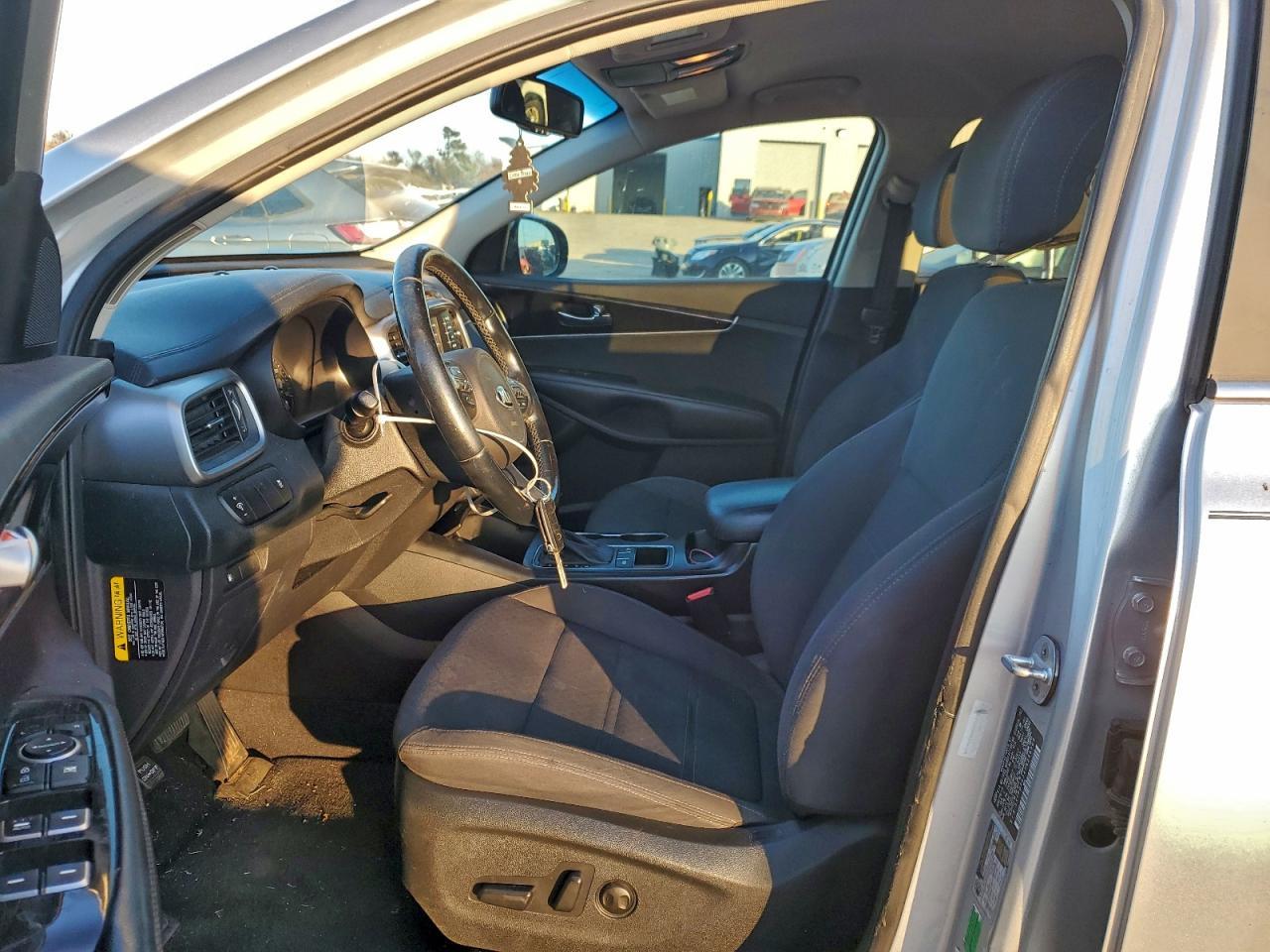2017 KIA SORENTO