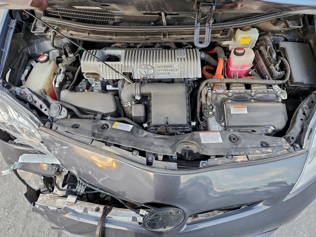 2015 TOYOTA PRIUS
