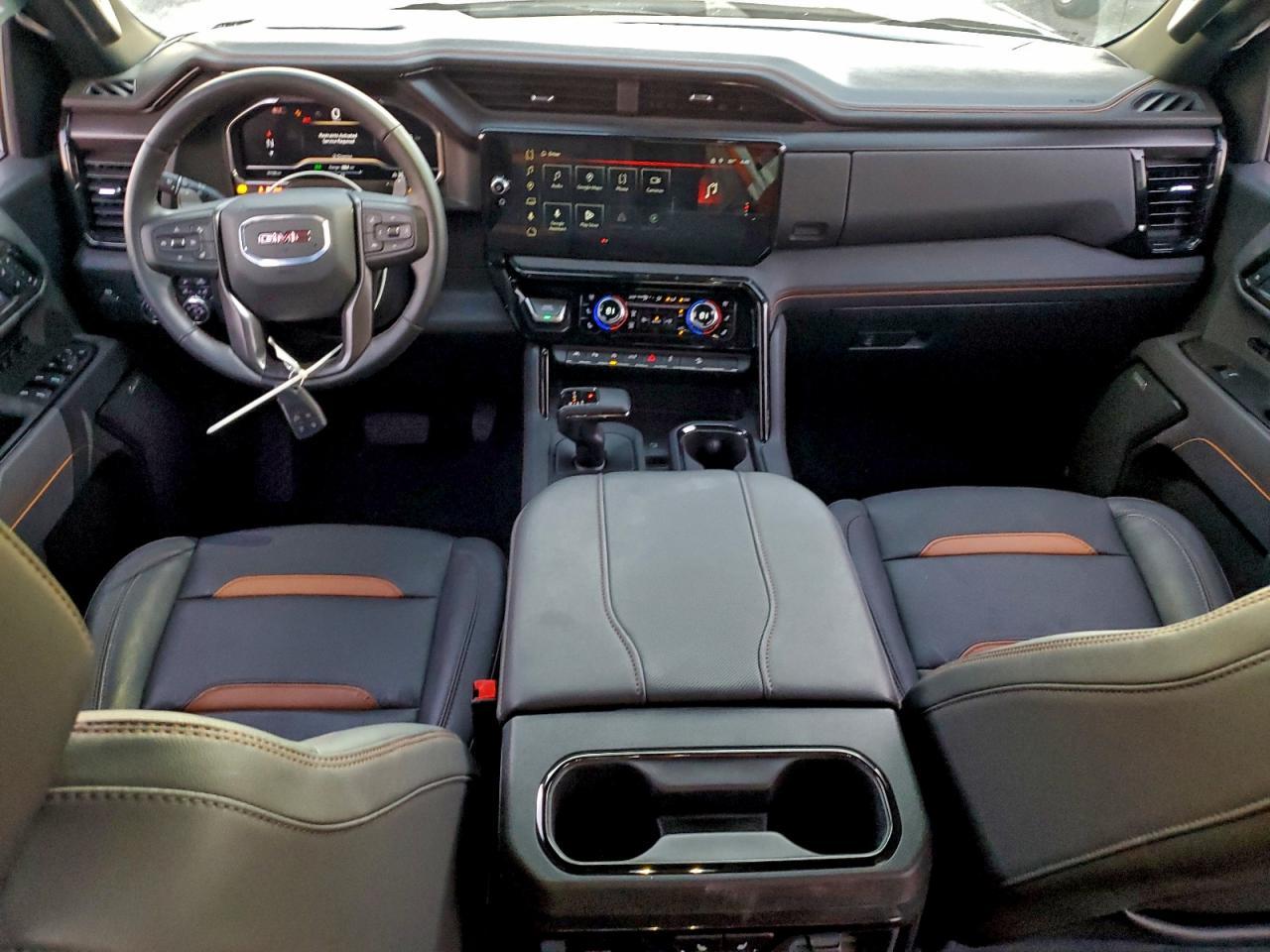 2025 GMC Sierra