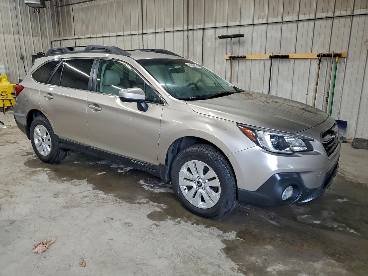 2018 SUBARU Outback