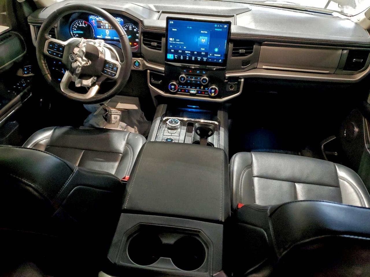 2024 FORD Expedition