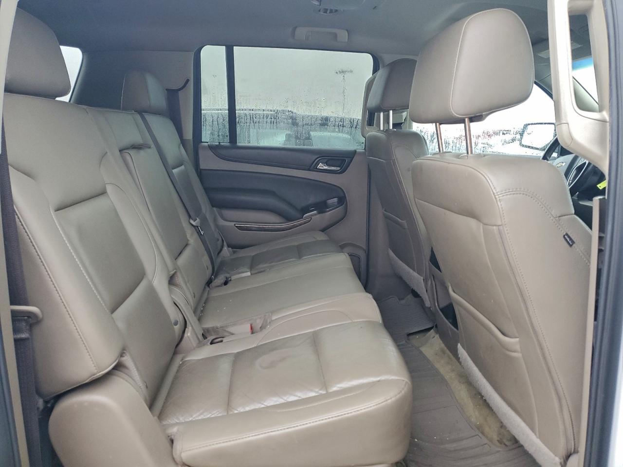 2017 CHEVROLET Suburban