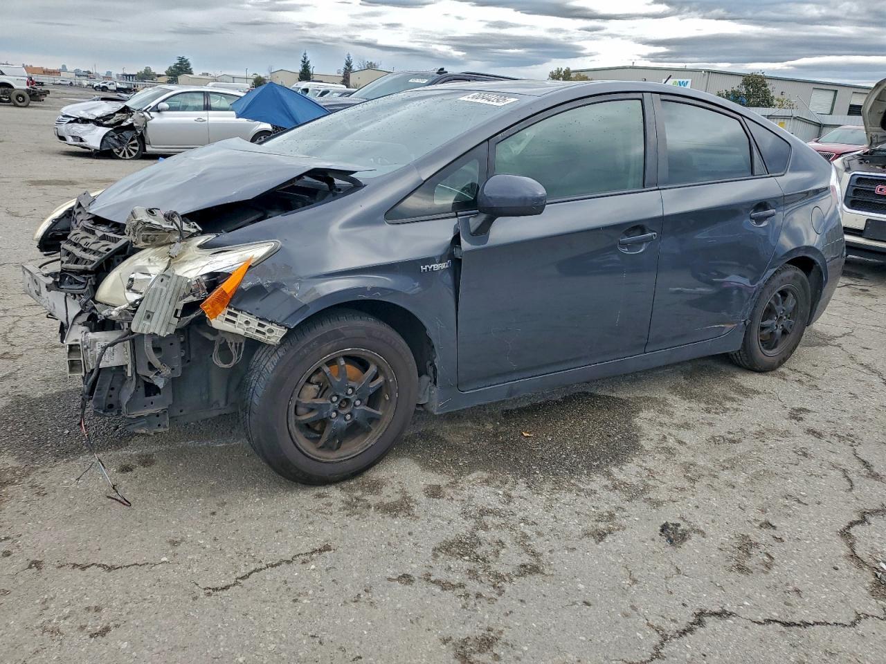 2015 TOYOTA PRIUS