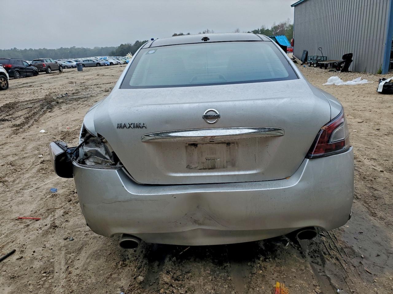 2012 NISSAN Maxima