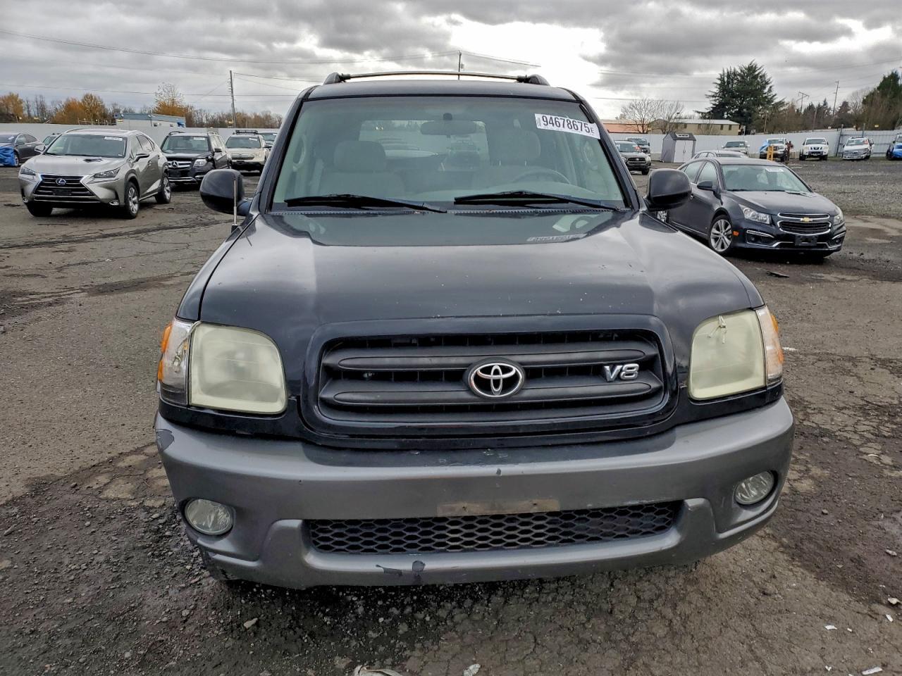 2004 TOYOTA Sequoia