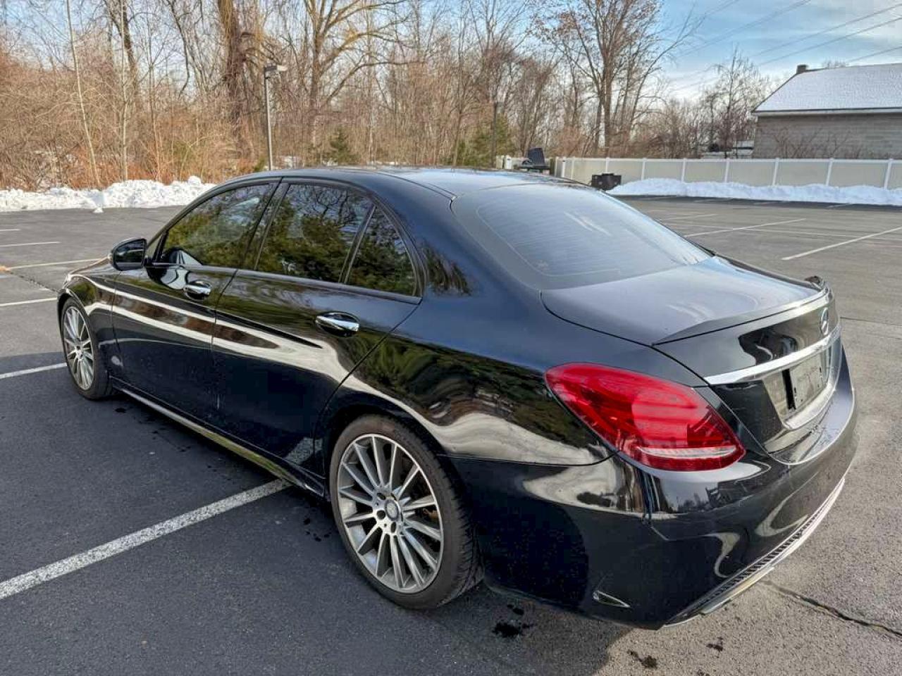 2016 MERCEDES-BENZ C-CLASS