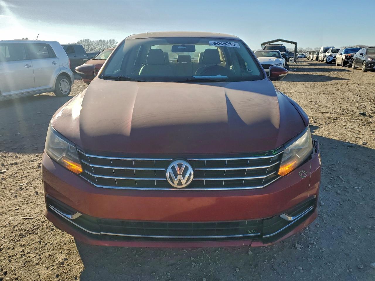 2017 VOLKSWAGEN Passat