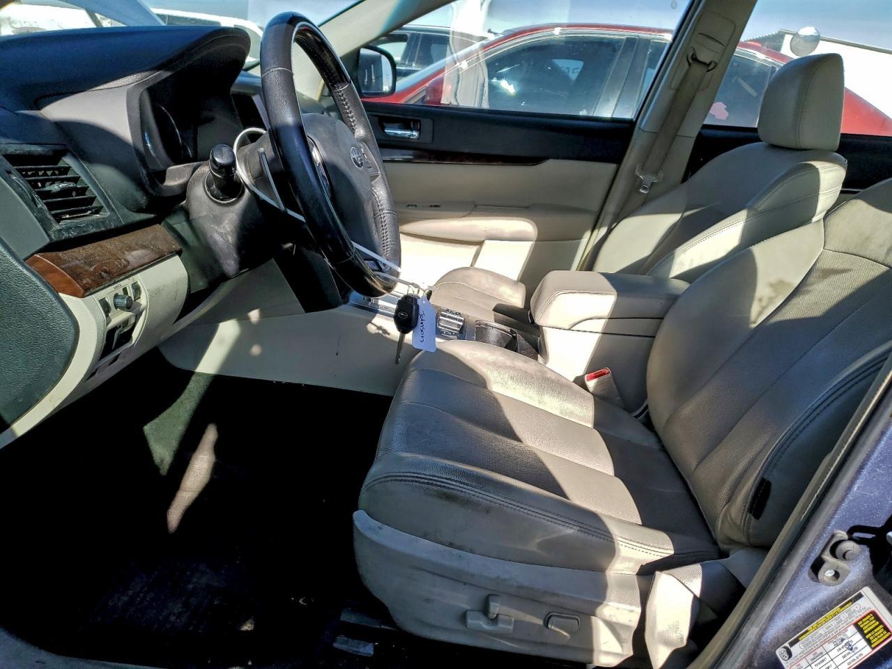 2013 SUBARU Legacy