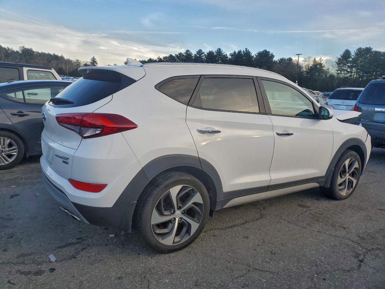 2018 HYUNDAI TUCSON