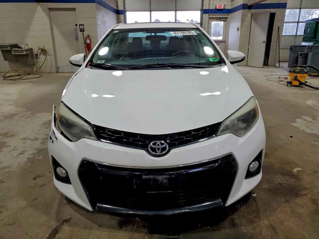 2016 TOYOTA COROLLA