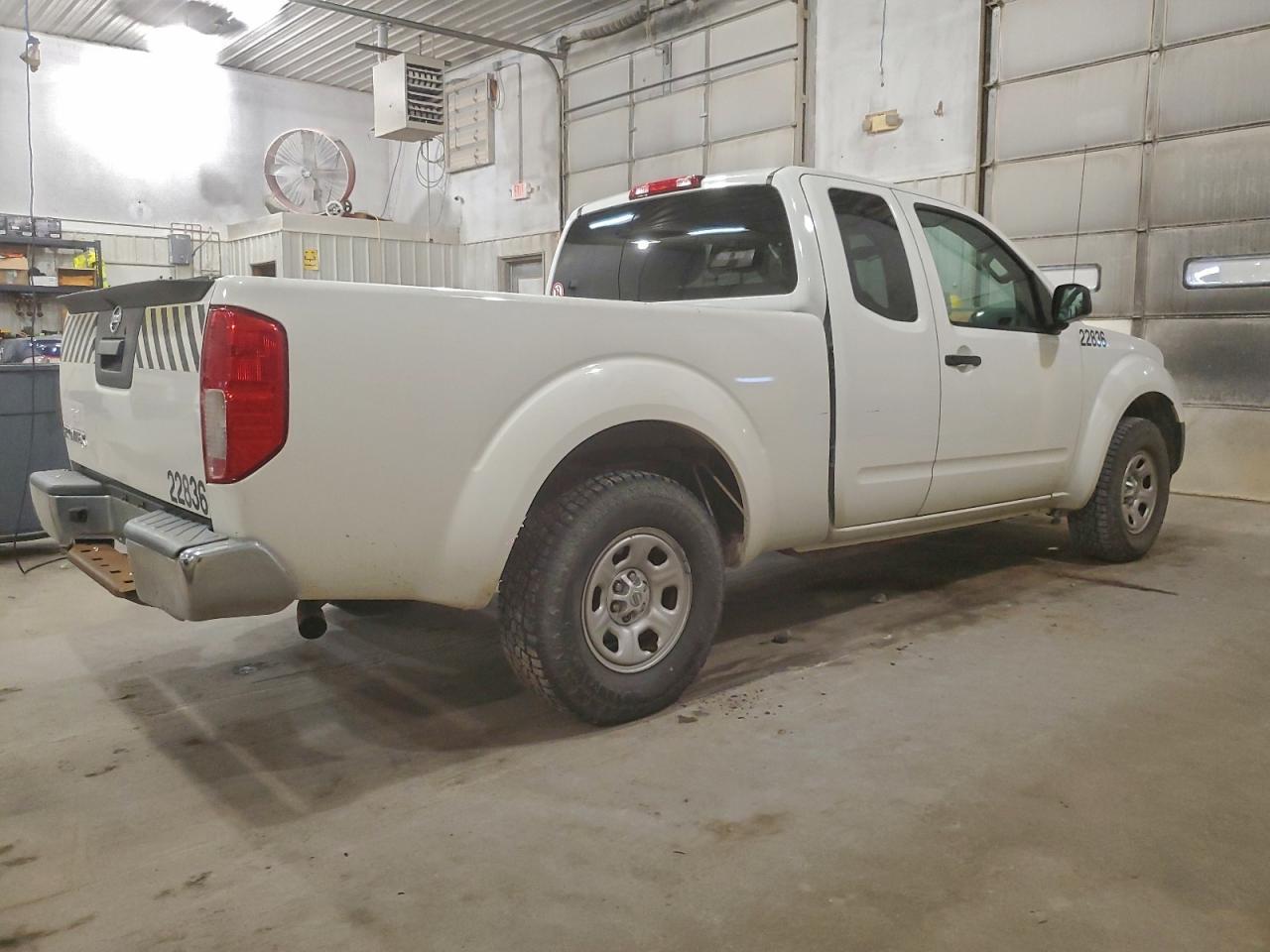 2016 NISSAN Frontier