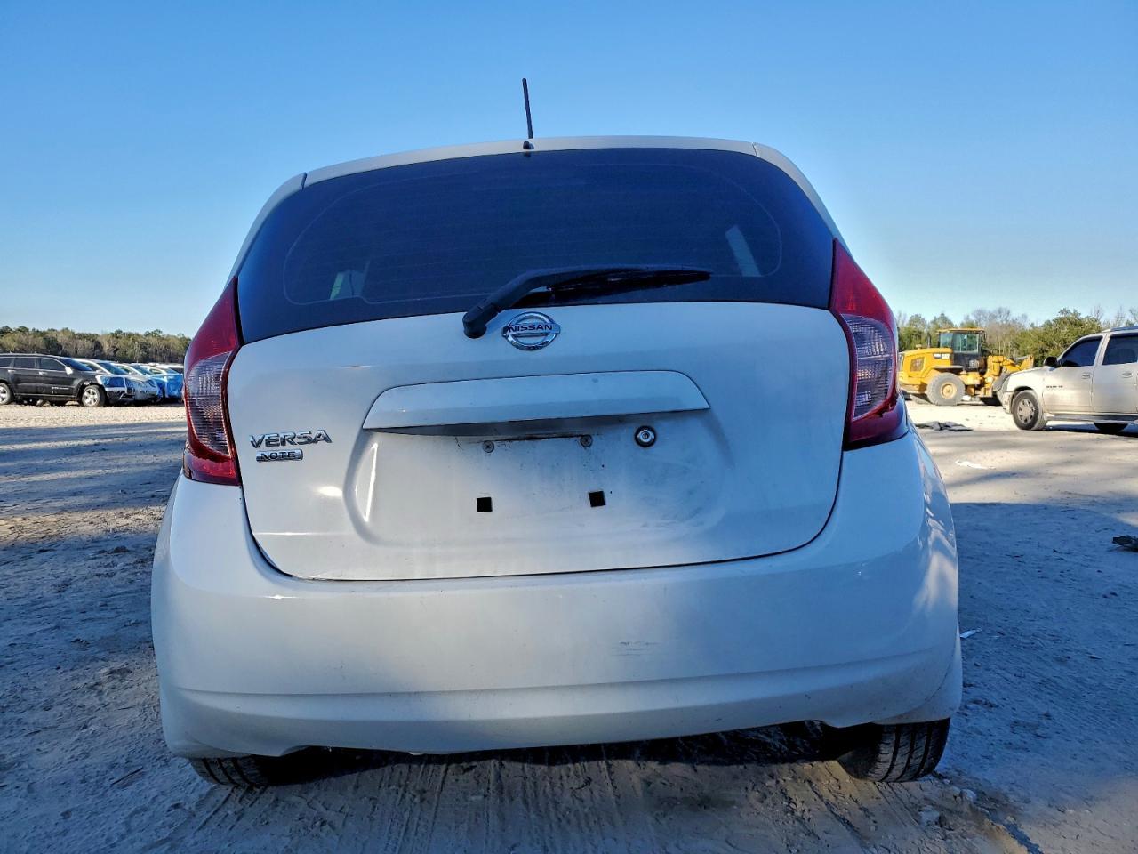 2016 NISSAN Versa Note