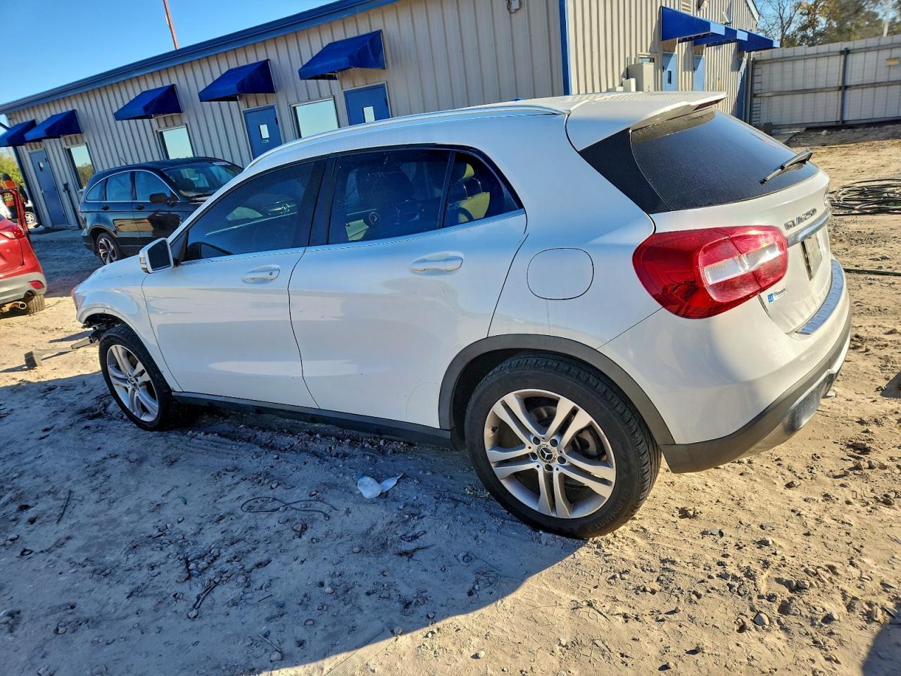 2018 MERCEDES-BENZ GLA-Class