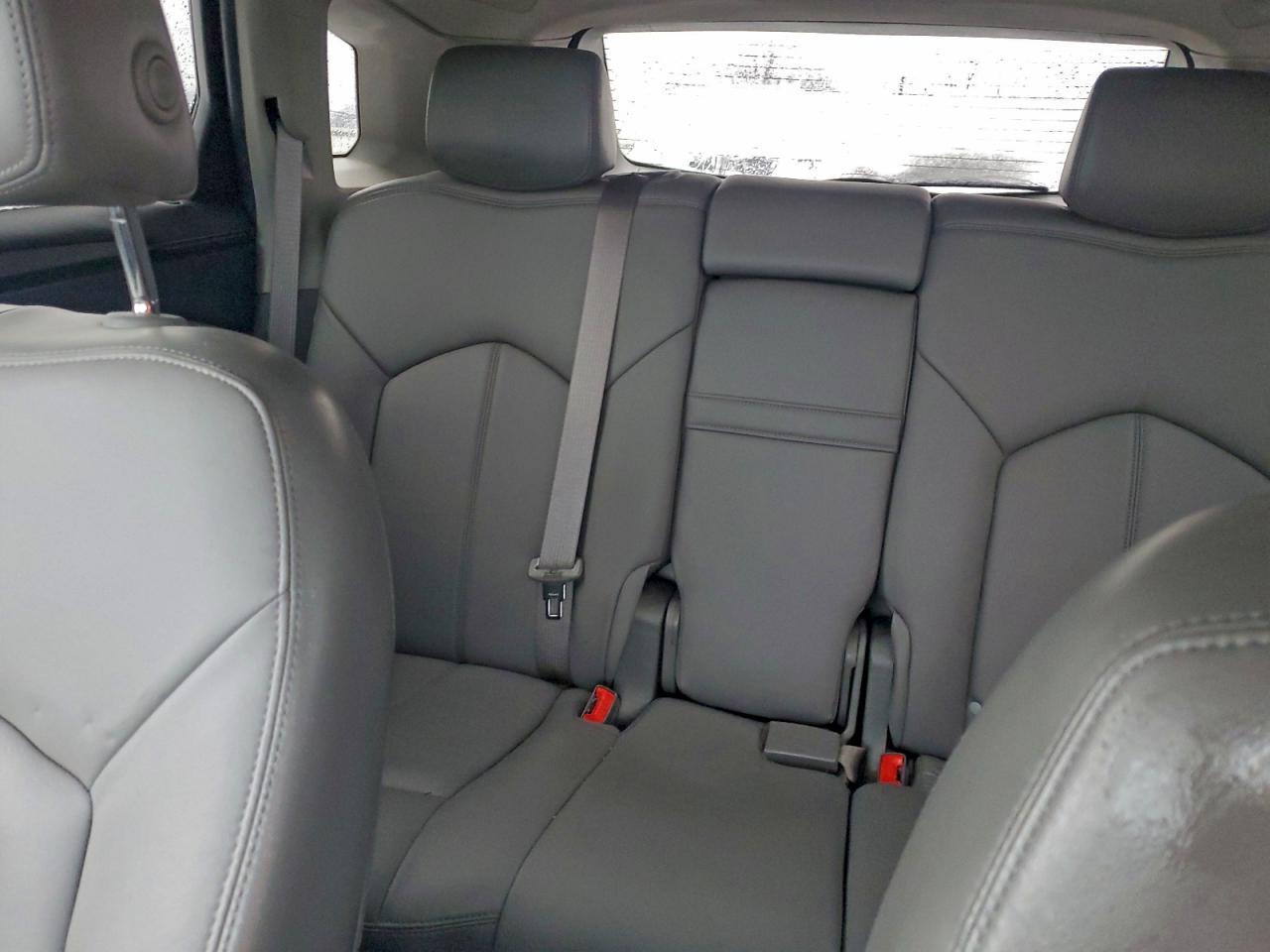 2010 CADILLAC SRX