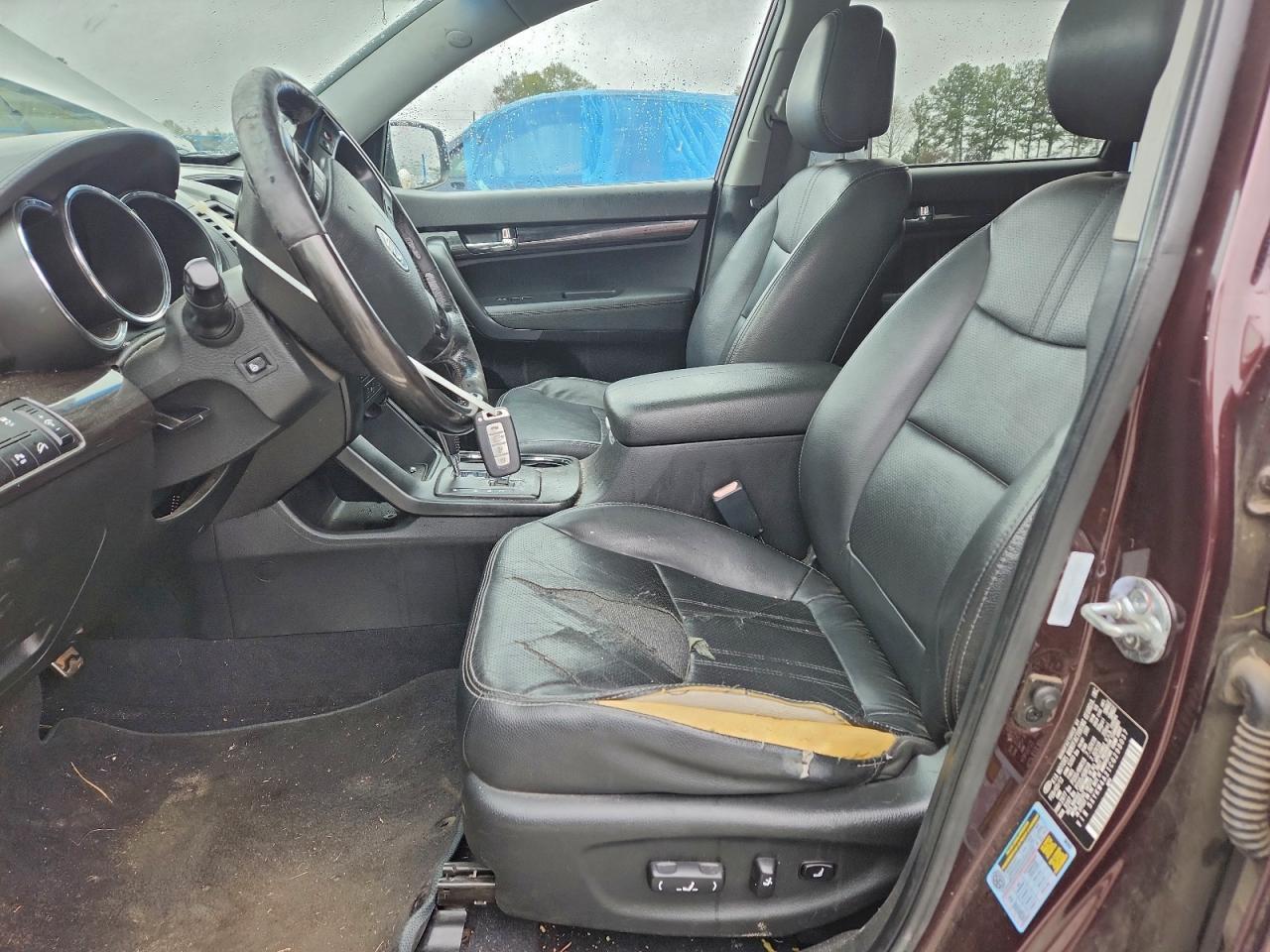 2012 KIA SORENTO