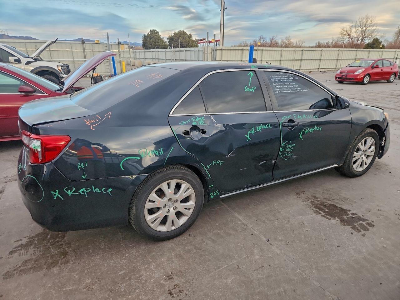 2012 TOYOTA CAMRY