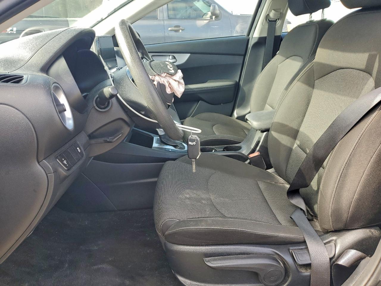 2024 KIA FORTE