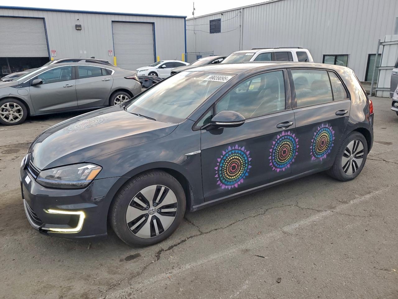 2015 VOLKSWAGEN e-Golf