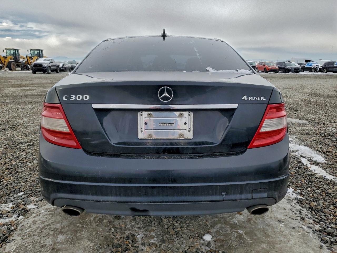 2011 MERCEDES-BENZ C-CLASS