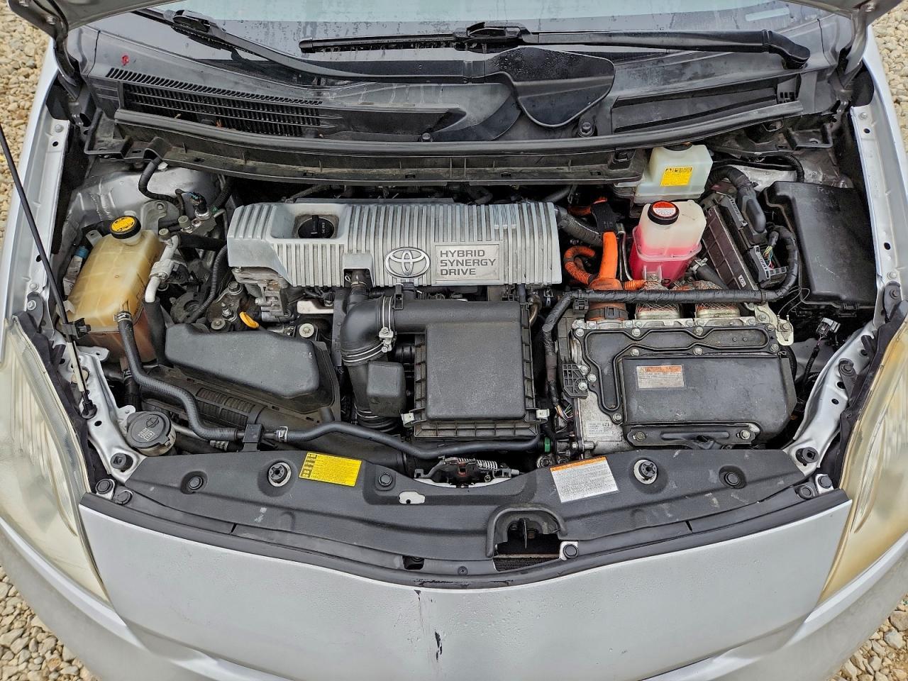 2015 TOYOTA PRIUS