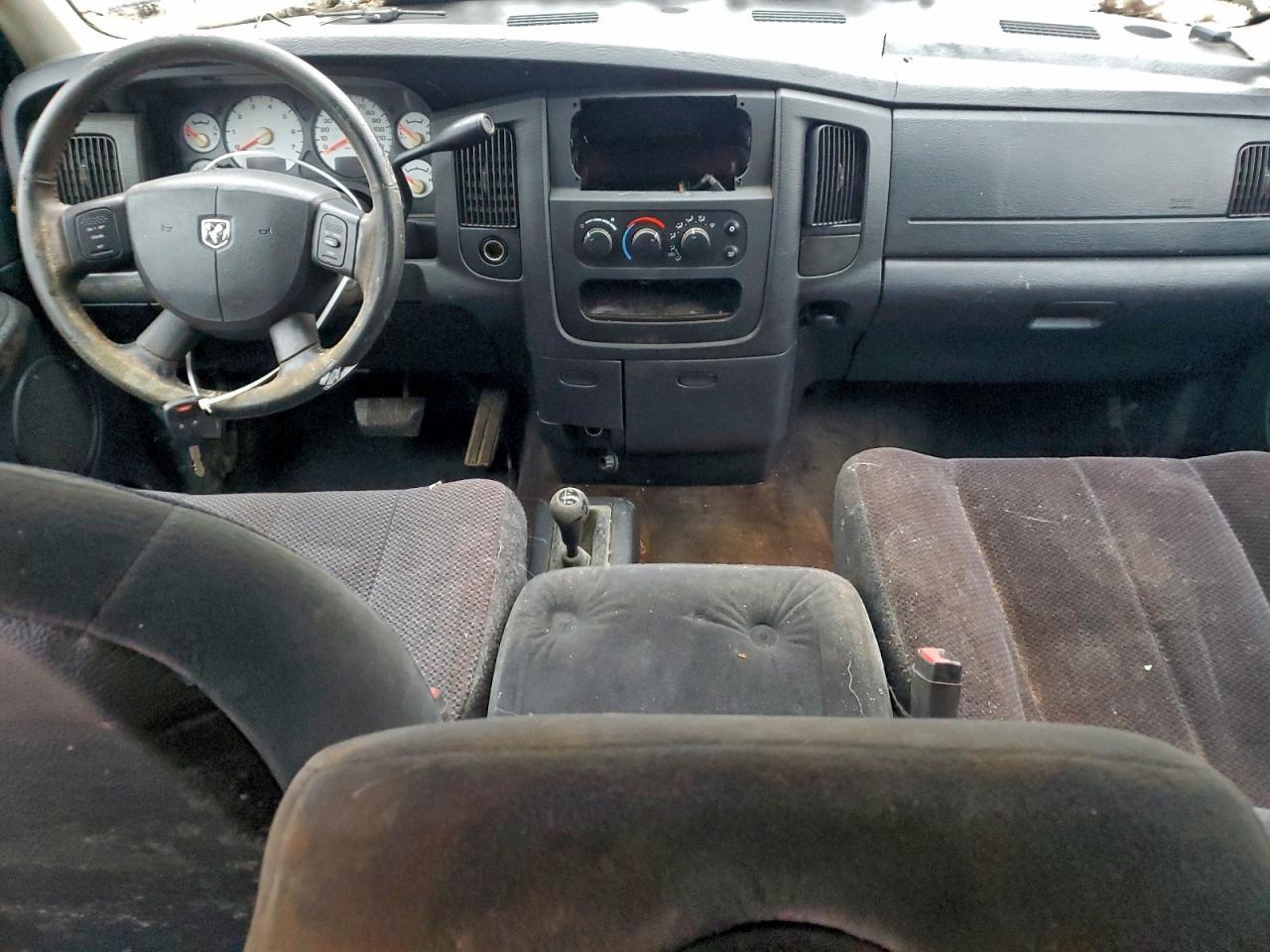 2004 DODGE RAM 1500