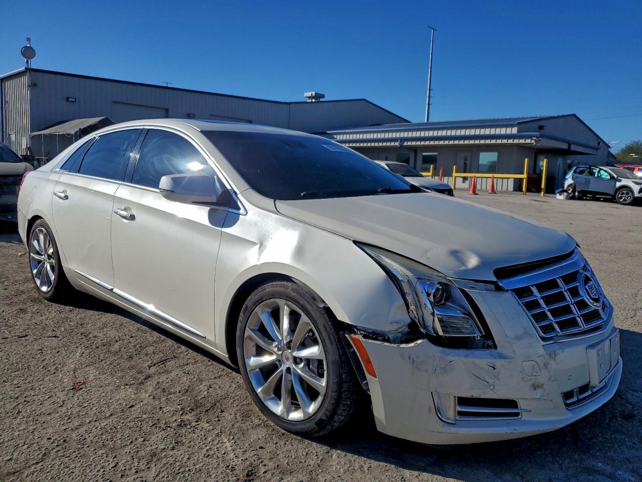 2013 CADILLAC XTS