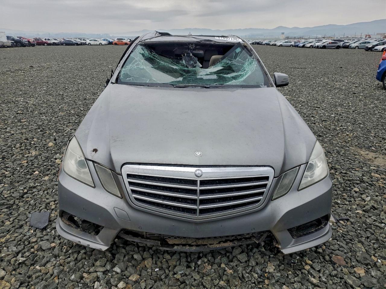 2011 MERCEDES-BENZ E-Class