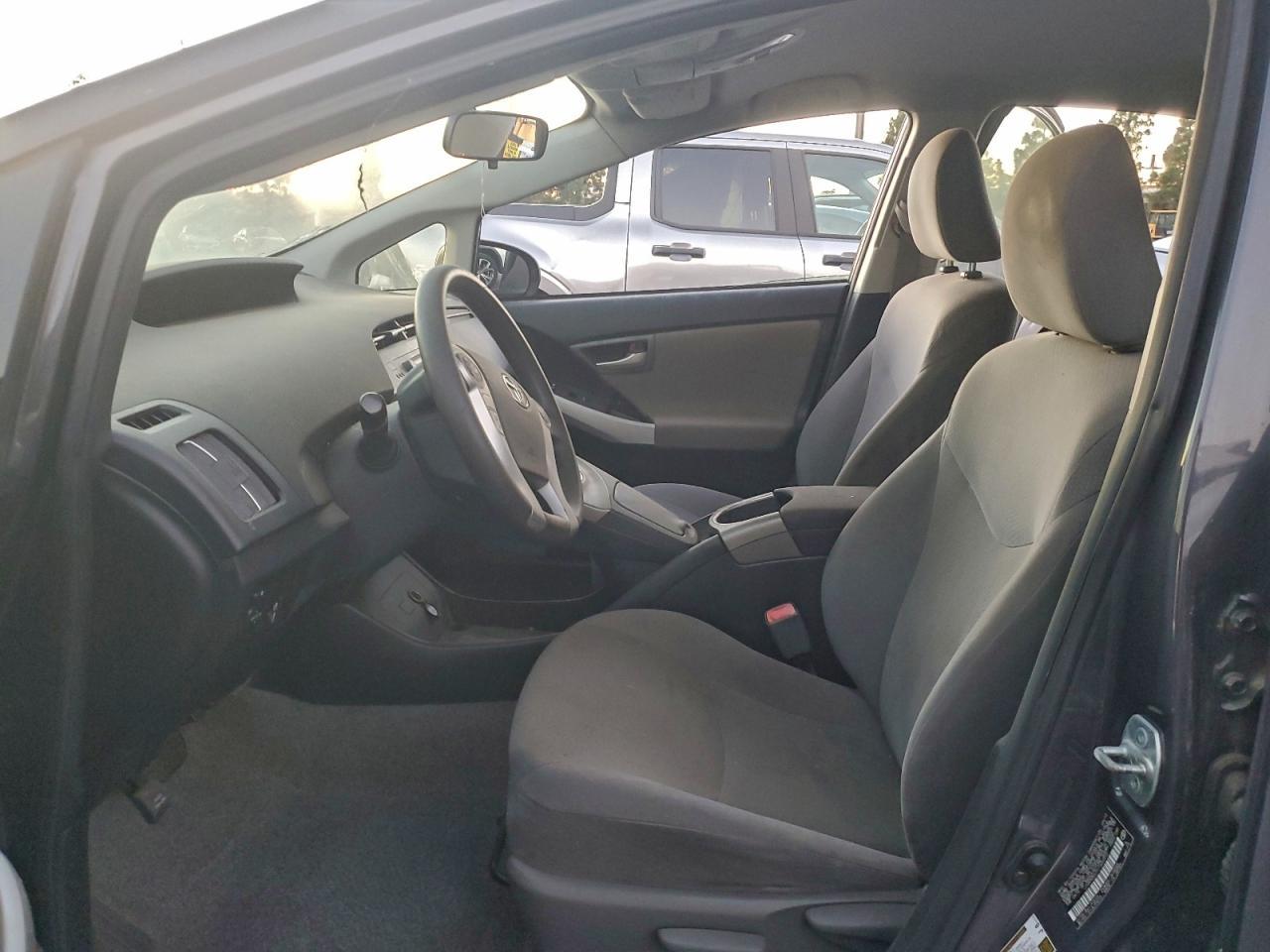 2012 TOYOTA PRIUS