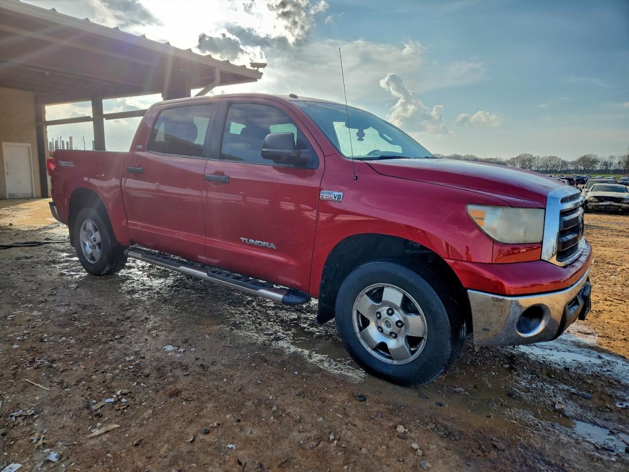 2012 TOYOTA TUNDRA
