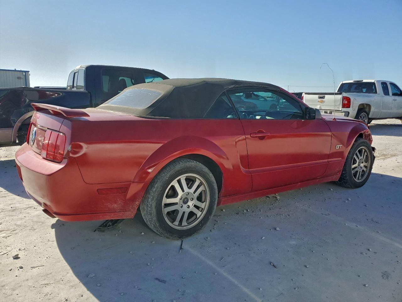 2005 FORD MUSTANG