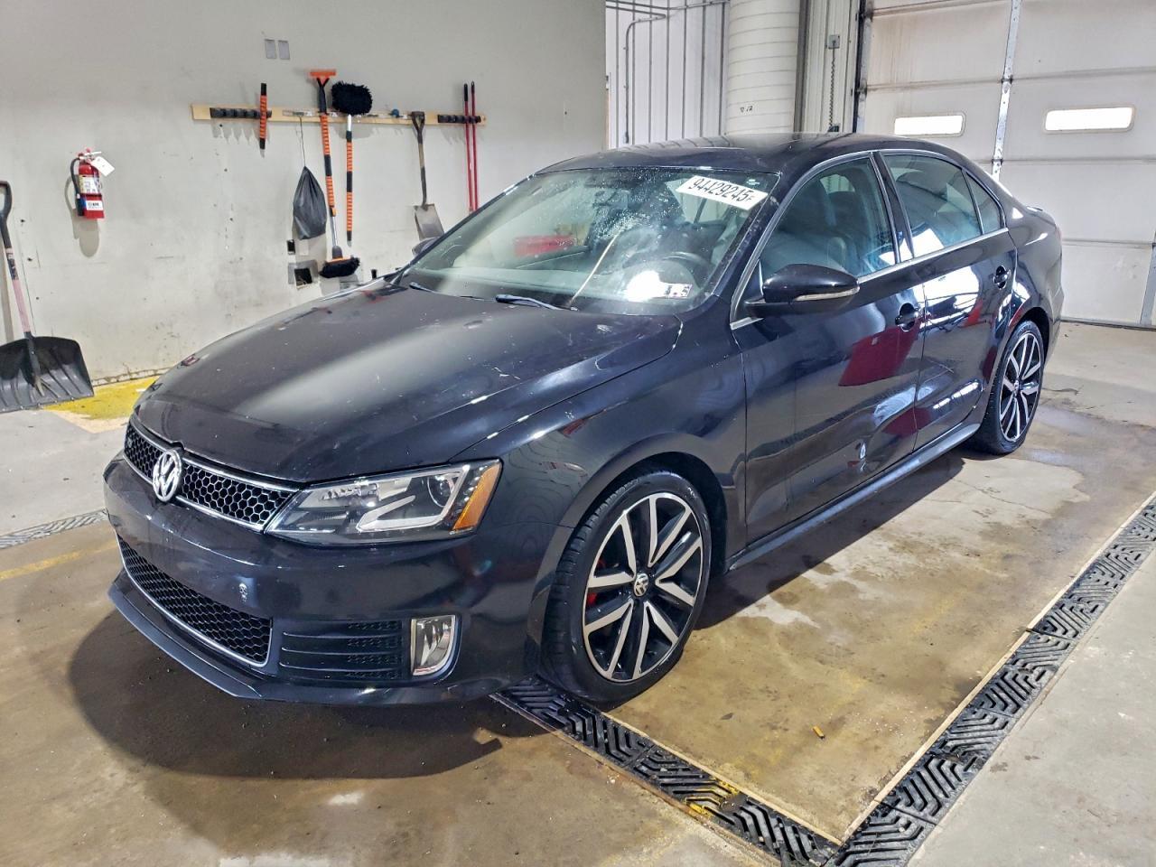 2014 VOLKSWAGEN JETTA