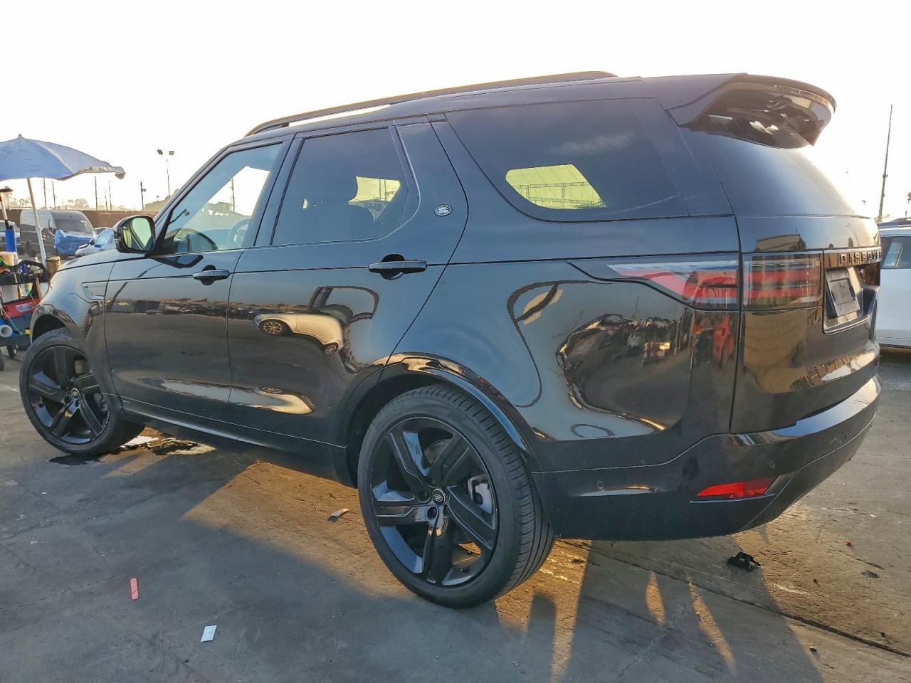 2022 LAND ROVER Discovery