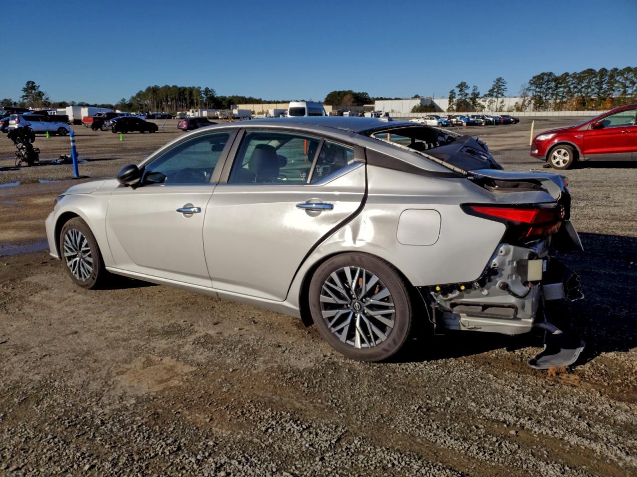2025 NISSAN ALTIMA