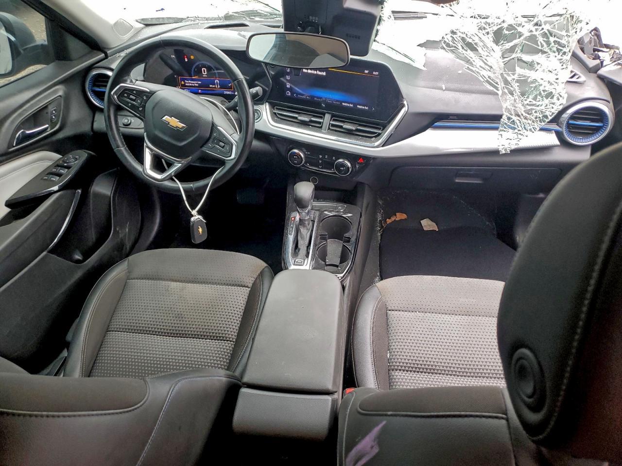 2025 CHEVROLET TRAX