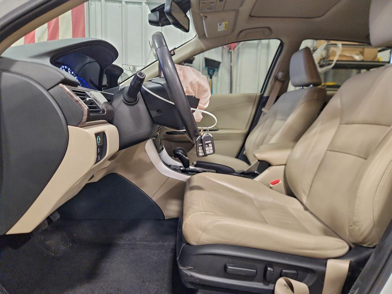 2017 HONDA ACCORD