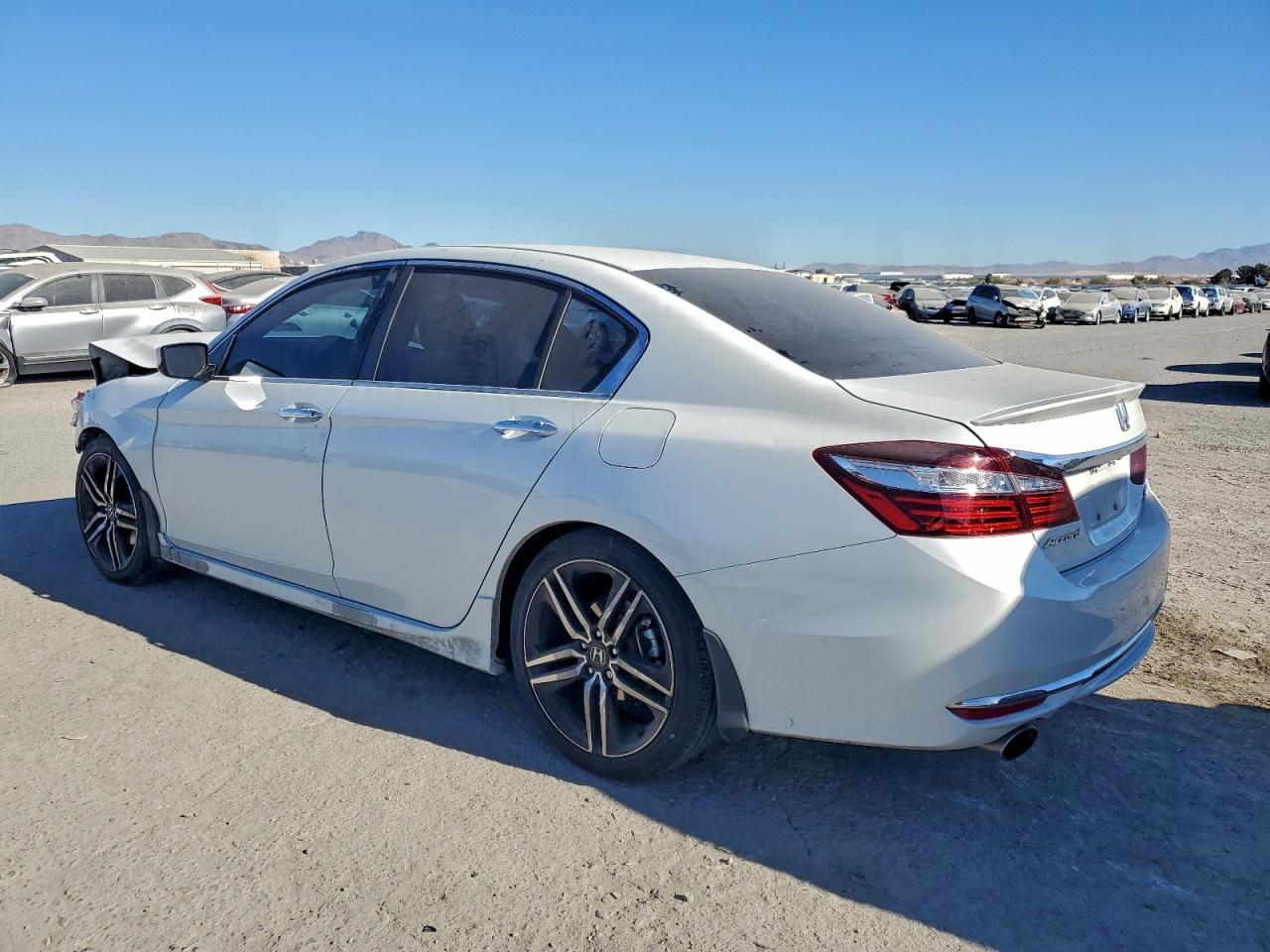 2017 HONDA ACCORD