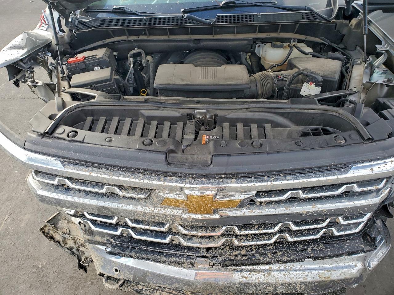2025 CHEVROLET Silverado