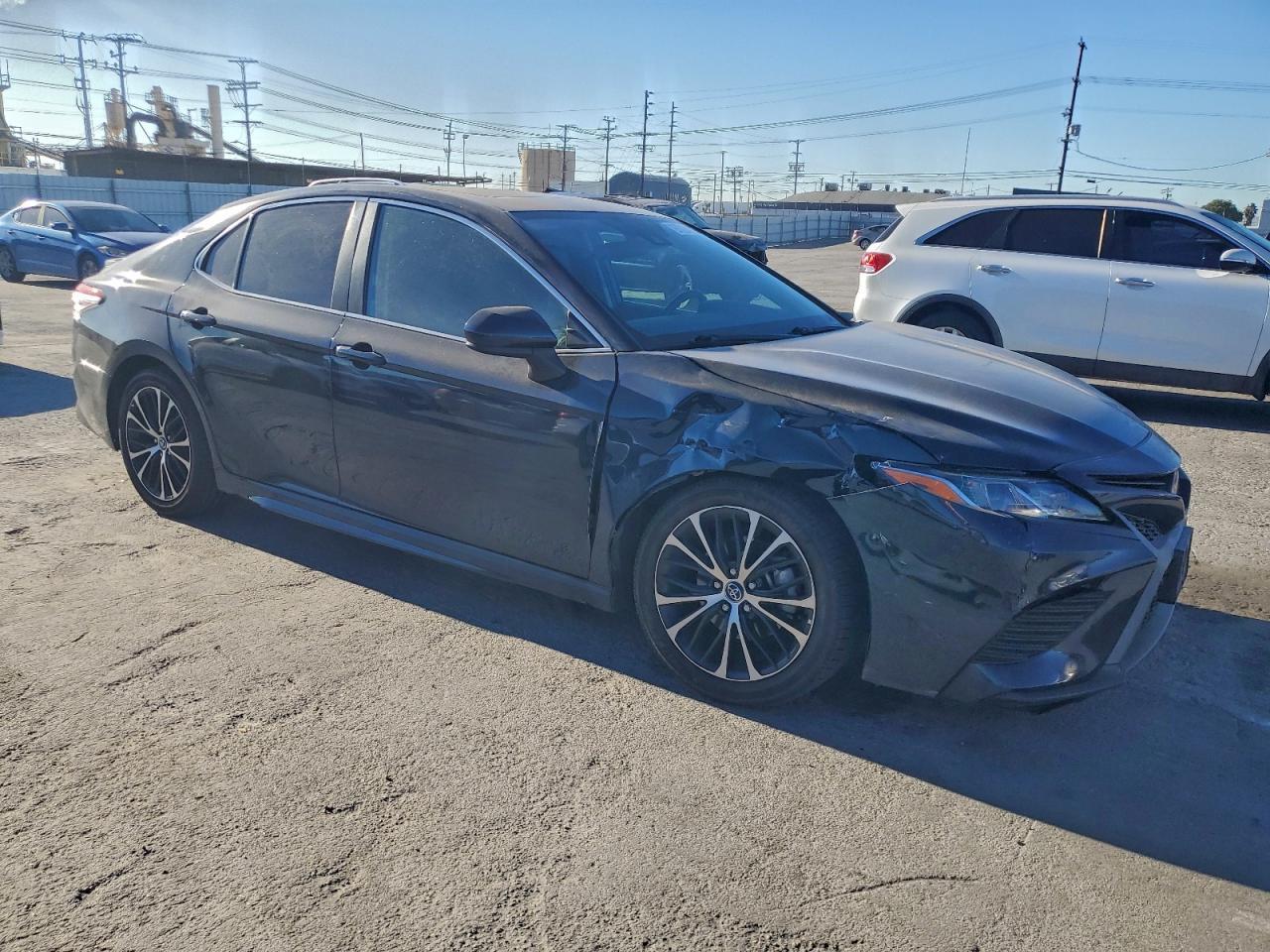 2020 TOYOTA CAMRY