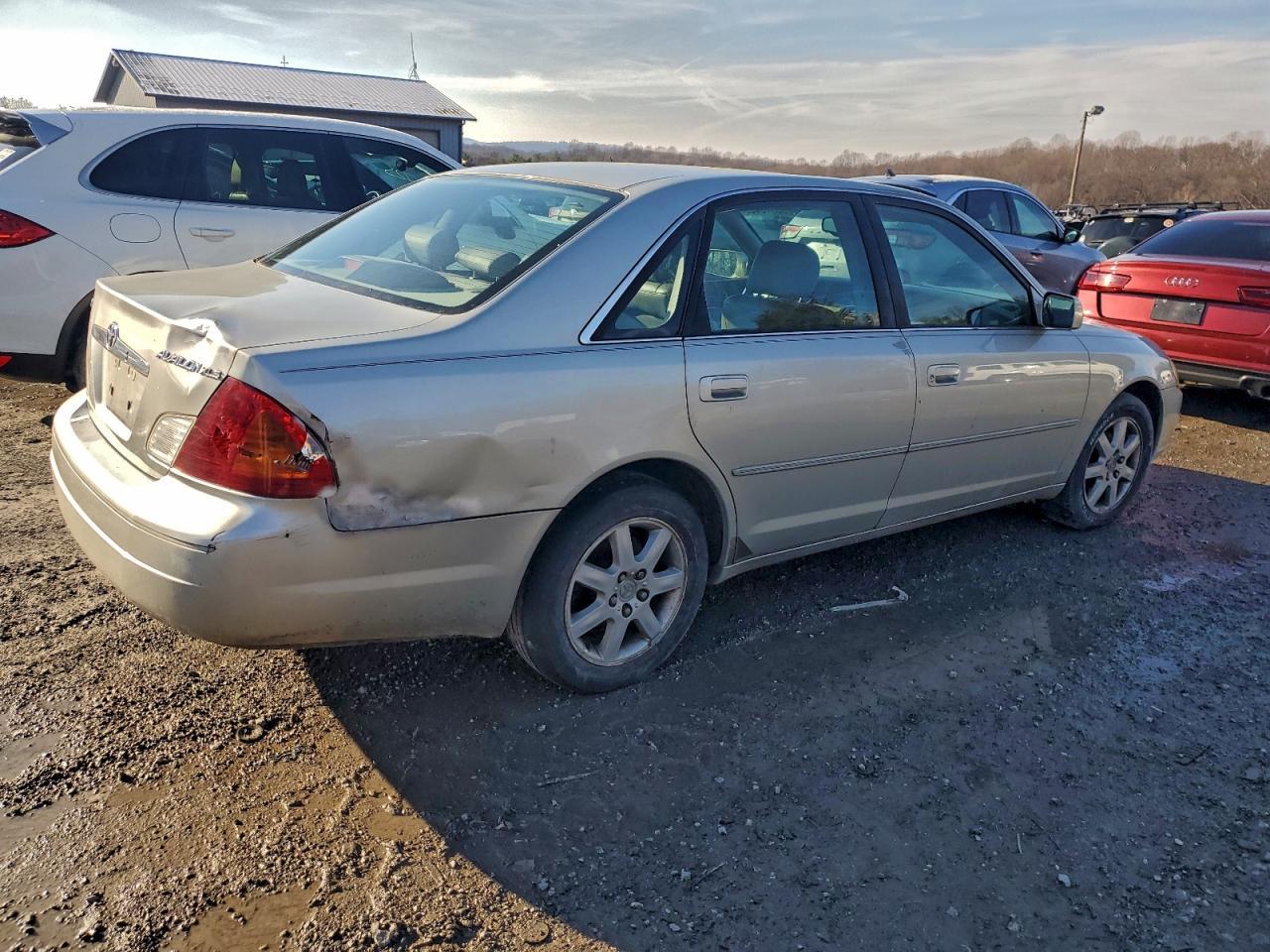 2000 TOYOTA Avalon
