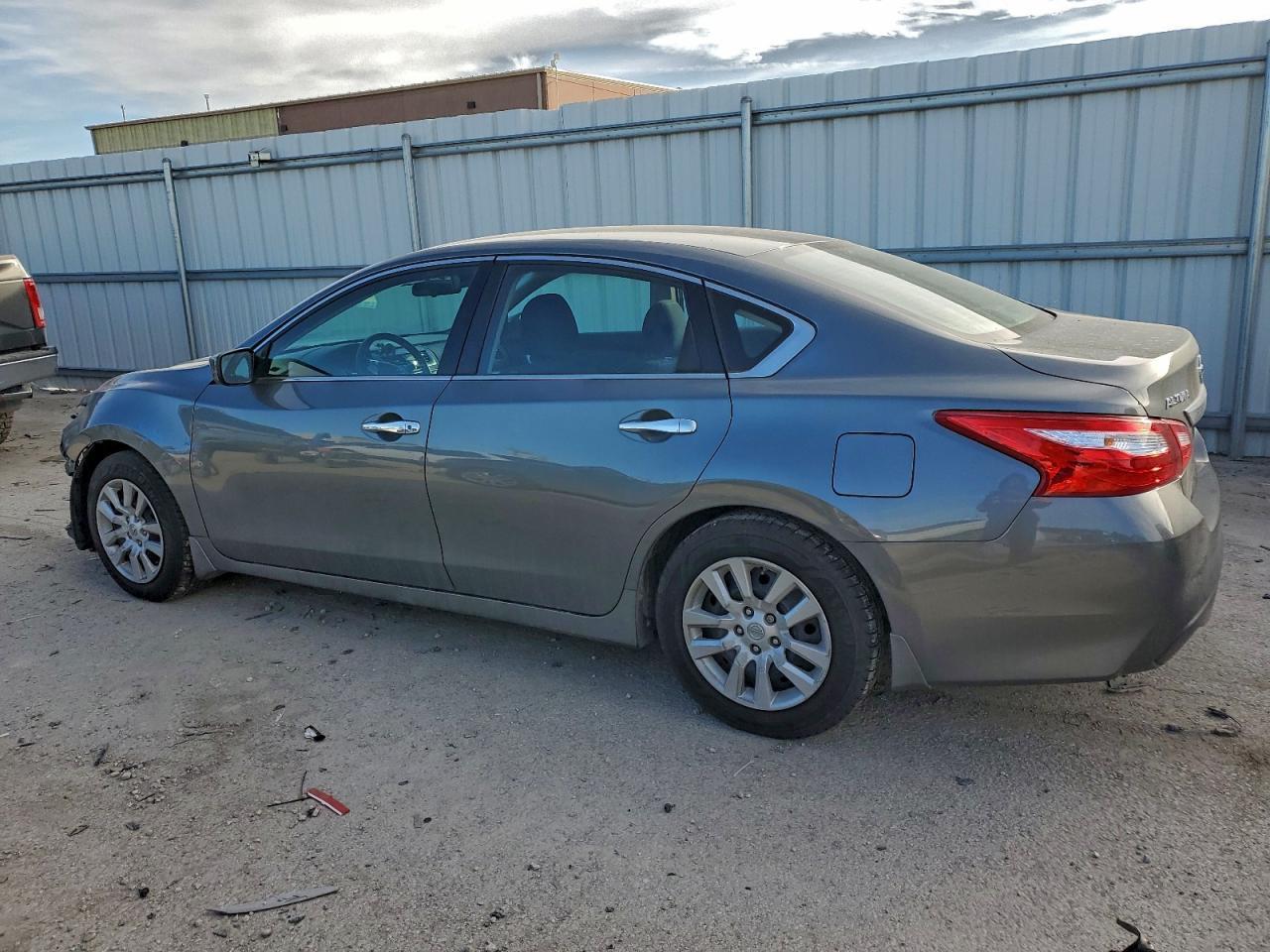 2017 NISSAN ALTIMA