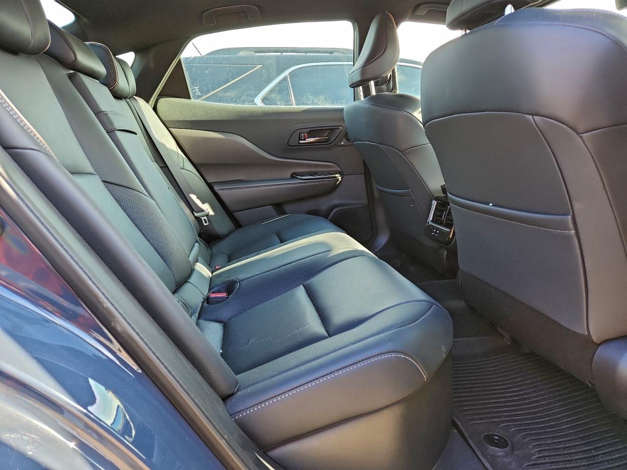 2025 TOYOTA Crown