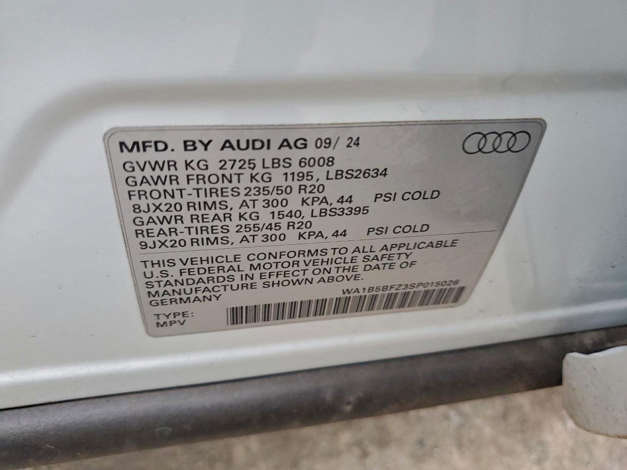 2025 AUDI Q4 e-tron